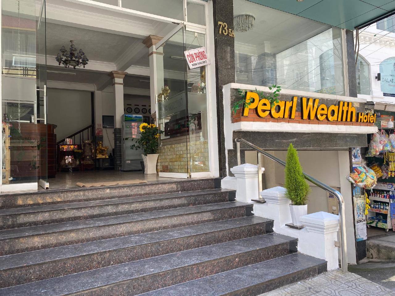 Đặt Pearl Wealth Dalat Hotel - Giá tốt nhất | iVIVU
