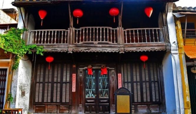 Trọn bộ kinh nghiệm du lịch Hội An: Thời gian, ăn ở, vui chơi 107 Nha co Phung Hung