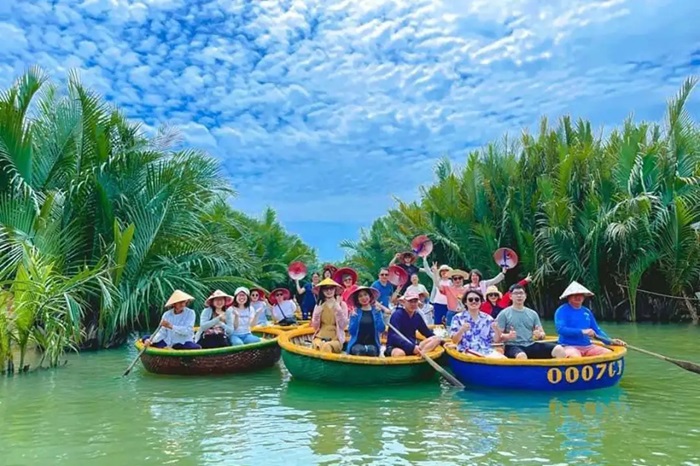 50 địa điểm du lịch Đà Nẵng HẤP DẪN NHẤT bạn tha hồ lựa chọn 103 Rung dua Bay Mau