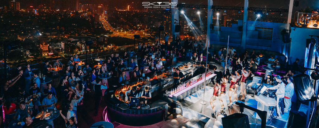 50 địa điểm du lịch Đà Nẵng HẤP DẪN NHẤT bạn tha hồ lựa chọn 124 Sky bar 36