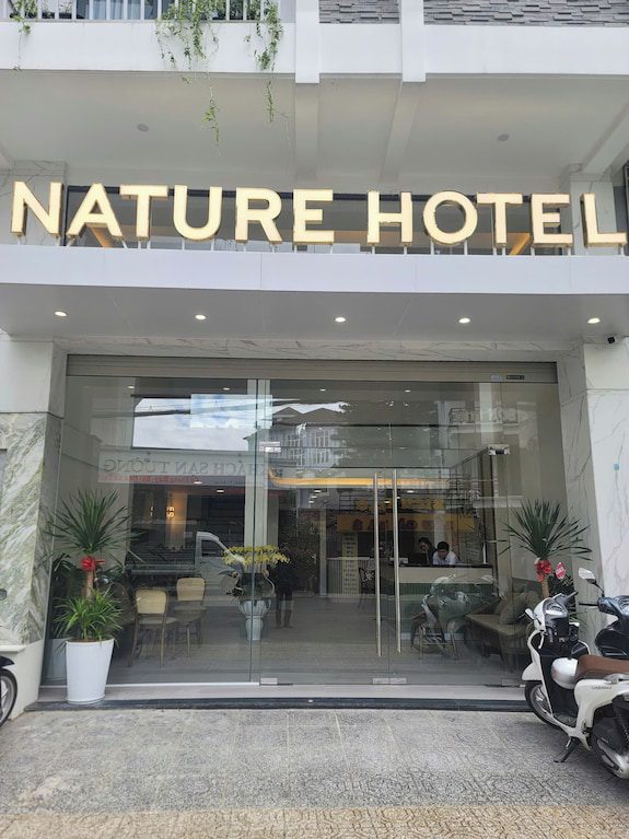 Top 10 khách sạn Đà Lạt dưới 500k 37 Nature Hotel - Nam Ky Khoi Nghia, Da Lat: Reviews & Hotel Deals | Book at Hotels.com