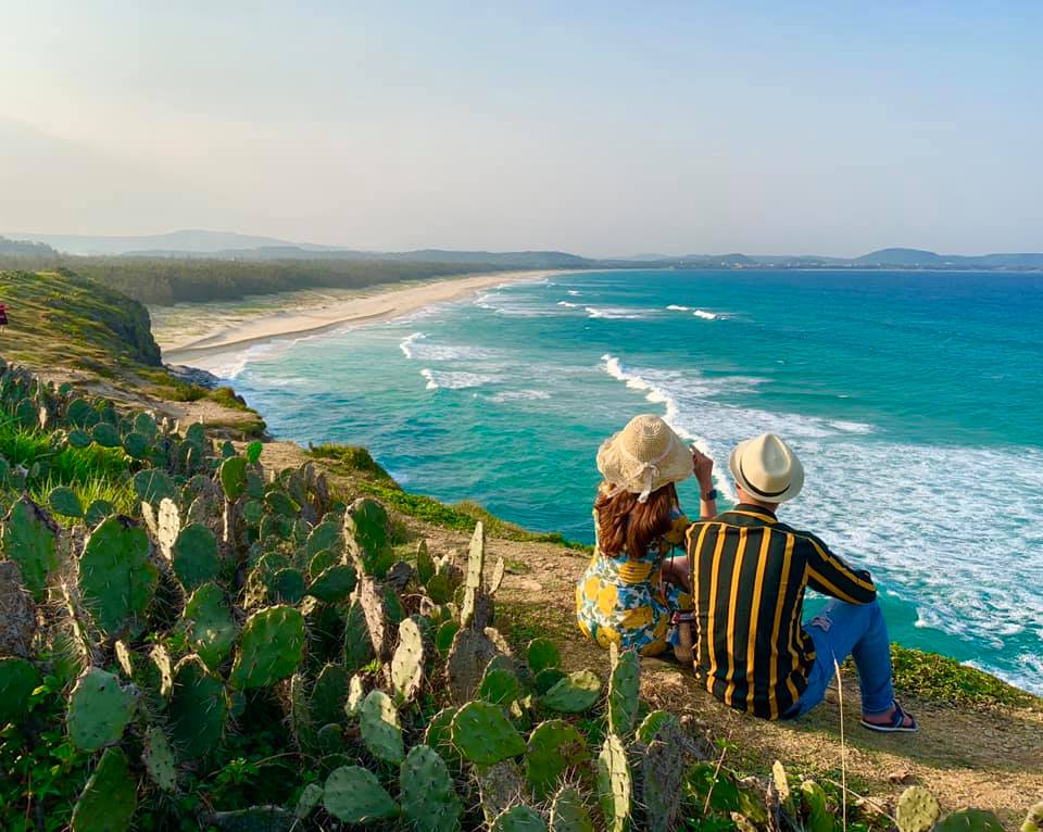 Lịch Trình Du Lịch Quy Nhơn - Phú Yên 3 Ngày 2 Đêm 29 Tour Gành Đá Dĩa - Nhà thờ Mằng Lăng - Đầm Ô Loan - Bãi Xép Gành Ông 1 ngày - Quynhontourist