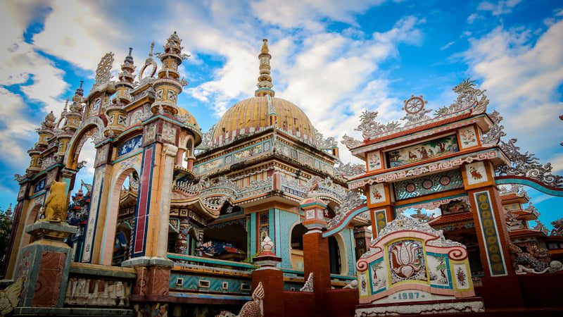 Ghé thăm 7 lăng tẩm Huế thờ vua triều Nguyễn nổi tiếng nhất