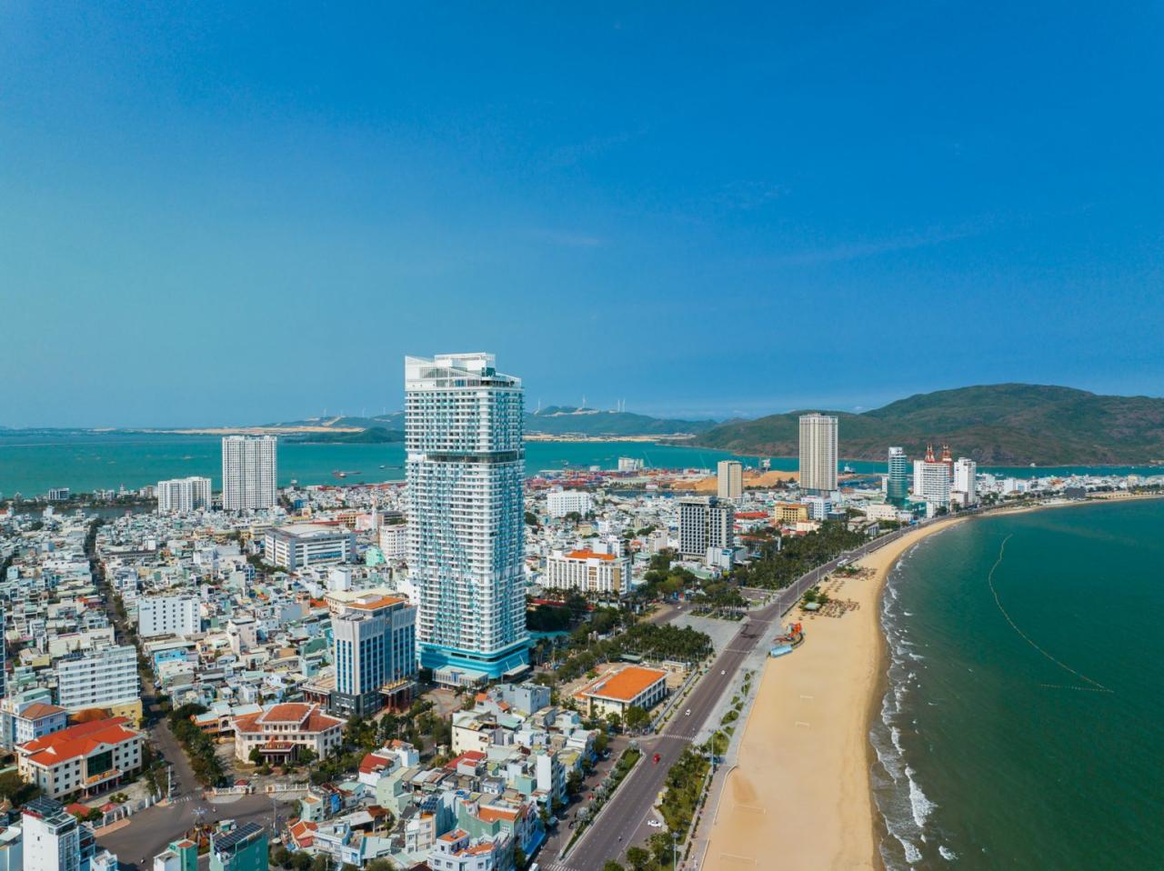 Cẩm nang du lịch Quy Nhơn mới nhất 84 top khach san Quy Nhon ven bien ivivu 9