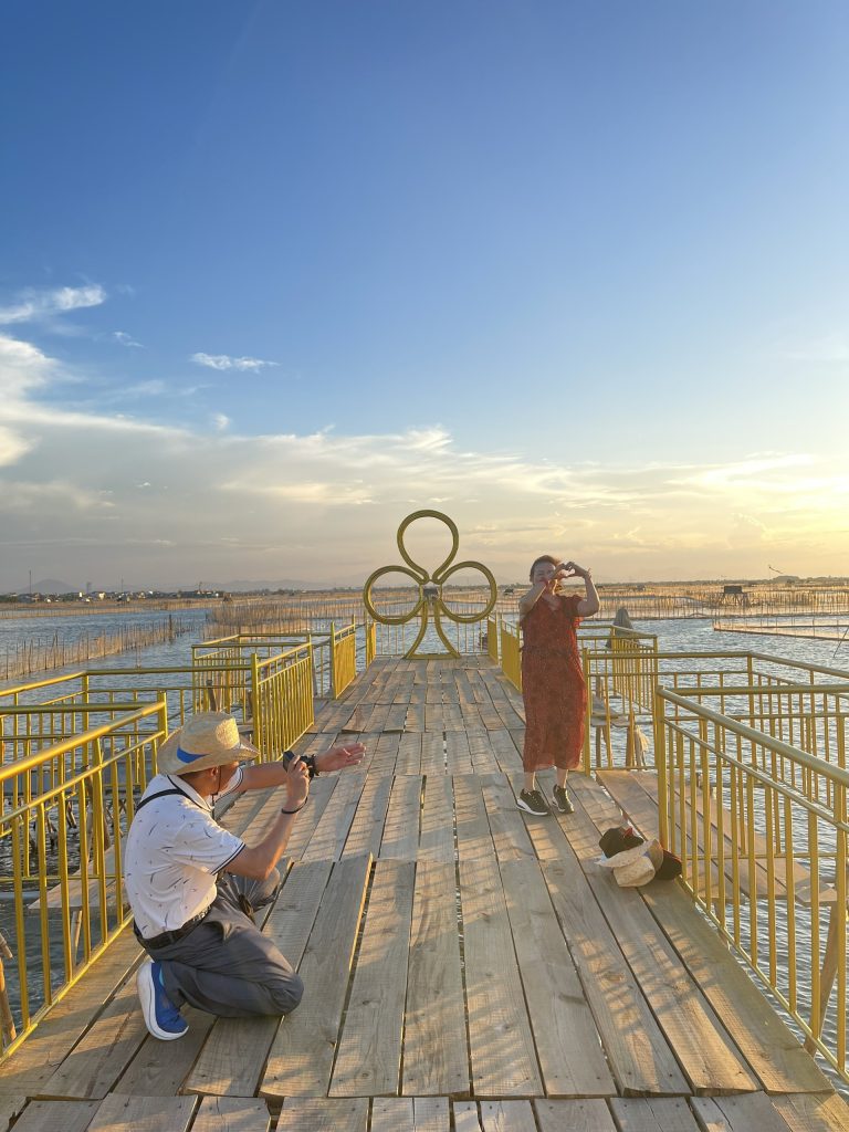 Cẩm nang du lịch Huế từ A-Z: di chuyển, ăn chơi, ... 90 Review Đầm Chuồn Huế Gồm Di chuyển, Ăn uống và Checkin