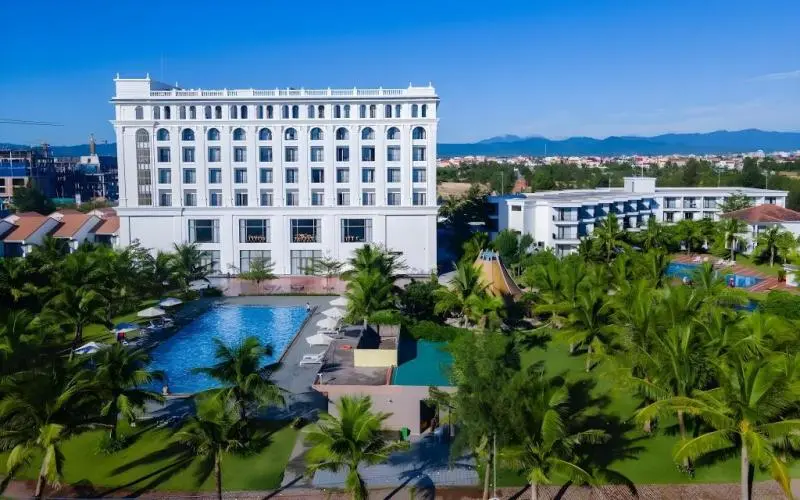 Top 10 Resort Quảng Bình gần biển view đẹp “triệu đô” không thể bỏ lỡ