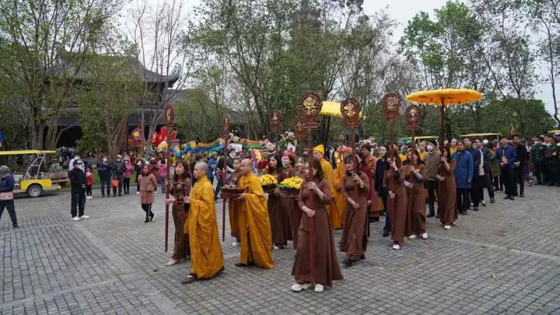 Lễ hội khai xuân chùa Bái Đính: Quy mô và lưu ý quan trọng