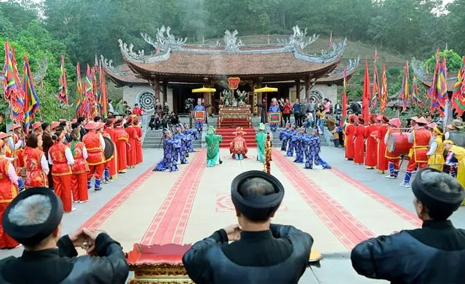 Kinh nghiệm đi Lễ hội Đền Hùng tháng 3 Âm lịch Kinh nghiệm đi Lễ hội Đền Hùng tháng 3 Âm lịch