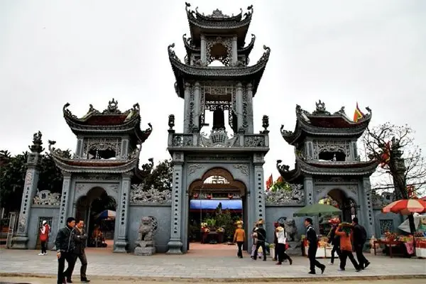 Kinh Nghiệm Đi Phủ Dầy (Nam Định) 2026: Sắm Lễ, Giờ Đẹp & Lưu Ý Quan Trọng Kinh Nghiệm Đi Phủ Dầy (Nam Định) 2026: Sắm Lễ, Giờ Đẹp & Lưu Ý Quan Trọng