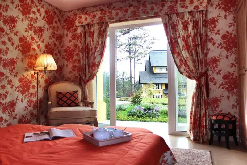 Top 10 Resort Đà Lạt View Hồ Tuyền Lâm Đẹp Như Tranh Vẽ 2026