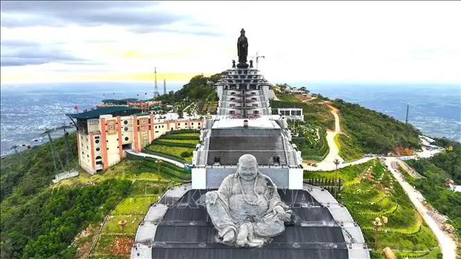 Kinh nghiệm đi lễ Núi Bà Đen Tây Ninh mùa lễ hội tháng Giêng Kinh nghiệm đi lễ Núi Bà Đen Tây Ninh mùa lễ hội tháng Giêng