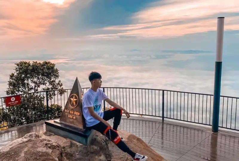 Du lịch Núi Bà Đen Tây Ninh: Kinh nghiệm tham quan, ăn chơi và khám phá “nóc nhà Nam Bộ” 11 Du lịch Núi Bà Đen Tây Ninh: Kinh nghiệm tham quan, ăn chơi và khám phá “nóc nhà Nam Bộ”