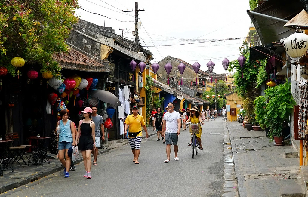 Chơi gì ở Hội An tháng 3: Lịch trình khám phá phố cổ đẹp nhất 18 Chơi gì ở Hội An tháng 3 - Đi dạo phố cổ