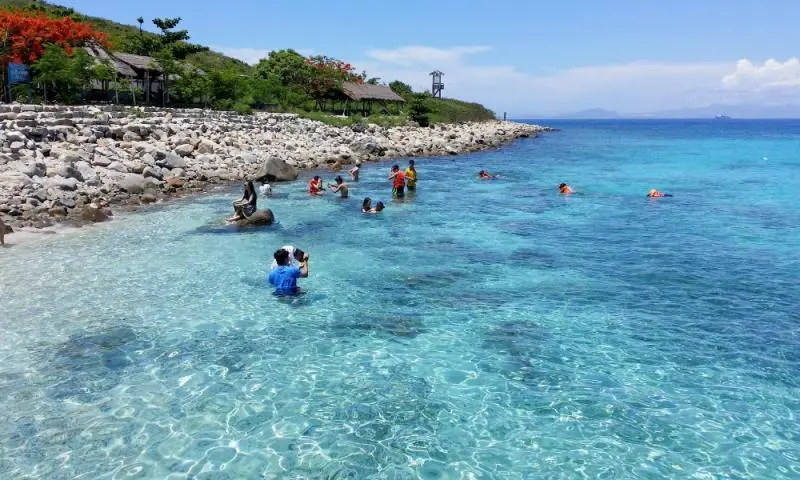 Review lặn biển Nha Trang tháng 3: Trải nghiệm san hô đẹp nhất đầu mùa