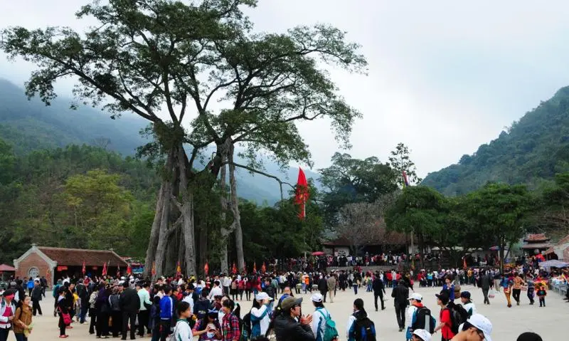 Kinh nghiệm đi Tây Thiên: Cẩm nang hành hương và du lịch tâm linh chi tiết từ A–Z Kinh nghiệm đi Tây Thiên: Cẩm nang hành hương và du lịch tâm linh chi tiết từ A–Z