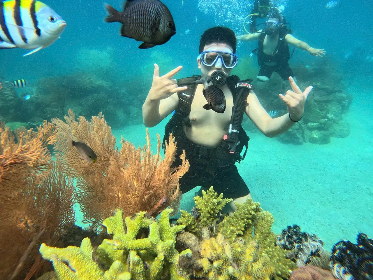 lan bien Nha Trang thang 3