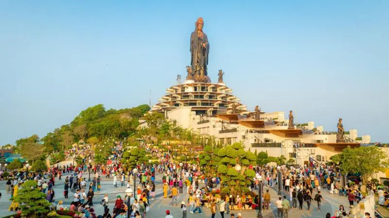 Kinh nghiệm đi lễ Núi Bà Đen Tây Ninh mùa lễ hội tháng Giêng Kinh nghiệm đi lễ Núi Bà Đen Tây Ninh mùa lễ hội tháng Giêng