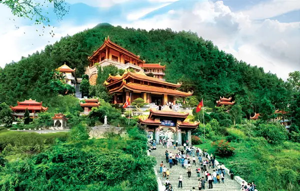 Kinh nghiệm đi Tây Thiên: Cẩm nang hành hương và du lịch tâm linh chi tiết từ A–Z Kinh nghiệm đi Tây Thiên: Cẩm nang hành hương và du lịch tâm linh chi tiết từ A–Z