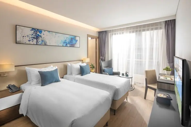 Review 15 Khách Sạn Hạ Long Gần Biển View Đẹp Đáng Ở 2026