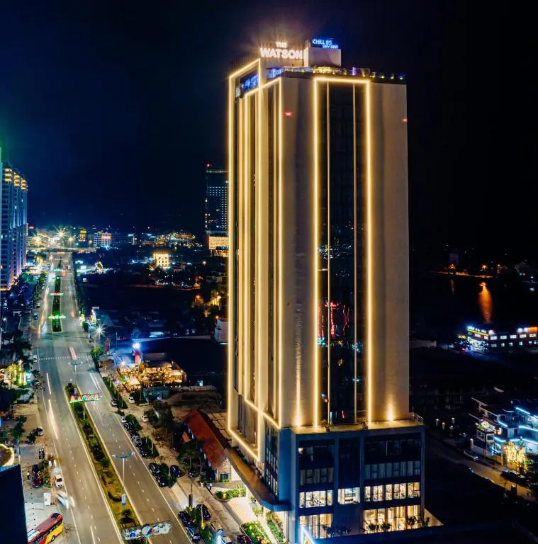 Review 15 Khách Sạn Hạ Long Gần Biển View Đẹp Đáng Ở 2026