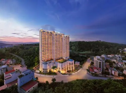 Review 15 Khách Sạn Hạ Long Gần Biển View Đẹp Đáng Ở 2026