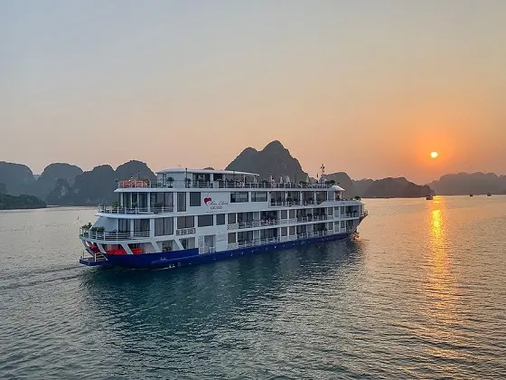 Top 10 Du thuyền Hạ Long 5 sao sang trọng 2026