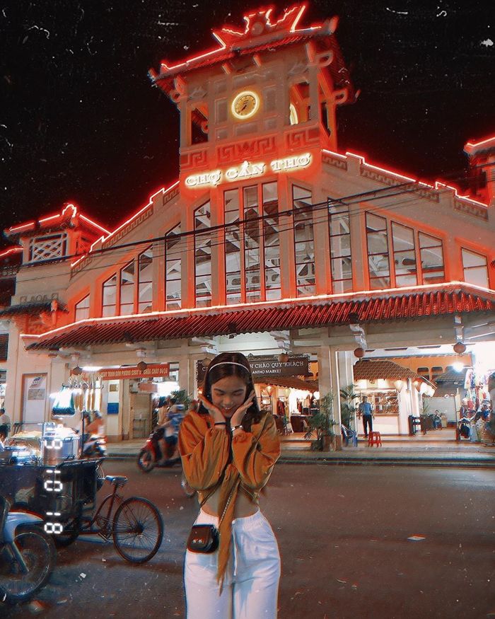 Cẩm nang du lịch Cần Thơ chi tiết từ A - Z 76 Chợ đêm Cần Thơ Tây Đô - những nét thú vị về ngôi chợ cổ 100 năm