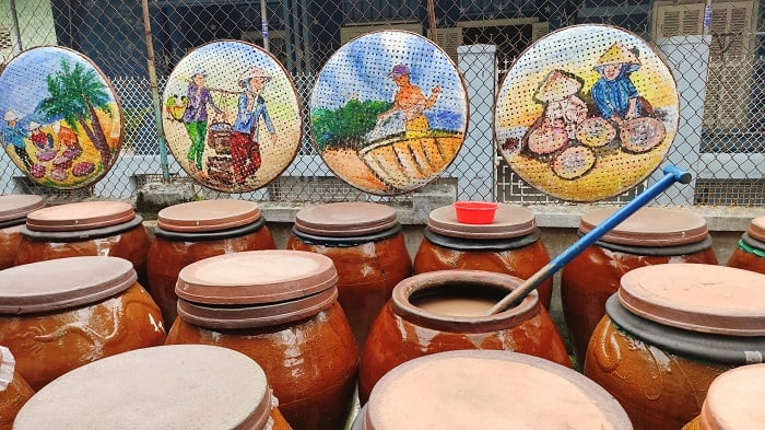 50 địa điểm du lịch Đà Nẵng HẤP DẪN NHẤT bạn tha hồ lựa chọn 98 Lang nghe nuoc mam Nam O