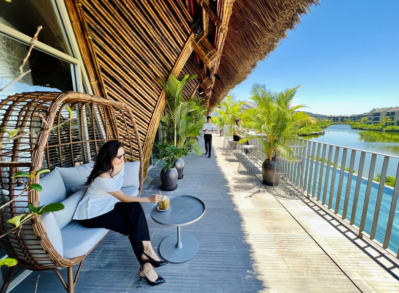 Trọn bộ kinh nghiệm du lịch Hội An: Thời gian, ăn ở, vui chơi 125 Tre Coffee – Lounge Dining