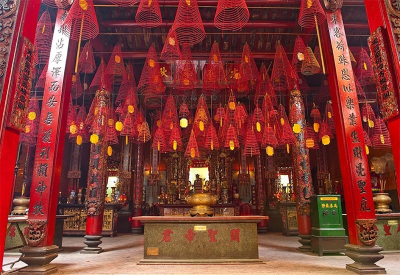 TOP 30+ địa điểm du lịch Cần Thơ HẤP DẪN nhất 2025 68 chua ong can tho 1661240780 1691929156