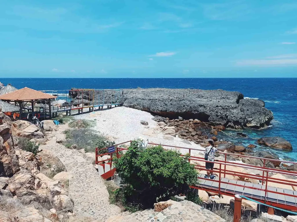 hang rai vuong quoc san ho vinh hy 5