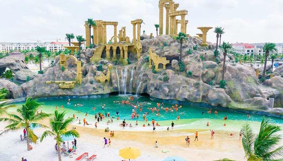 Cẩm nang du lịch Hà Nội chi tiết mới nhất 97 VinWonders Hà Nội: Vé Công Viên Sóng & Công Viên Nước Giá Tốt