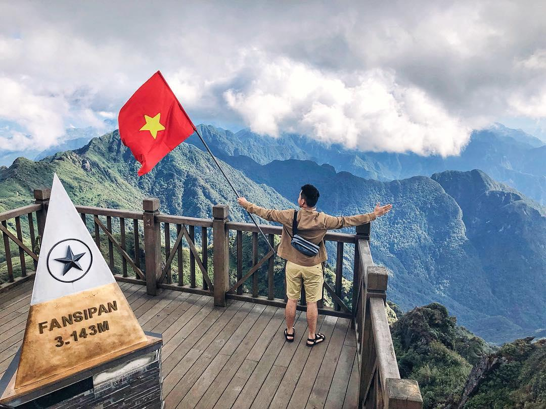 Cẩm nang du lịch Sapa chi tiết A - Z mới nhất 56 Kinh nghiệm đi cáp treo Fansipan: Săn vé rẻ & lịch trình