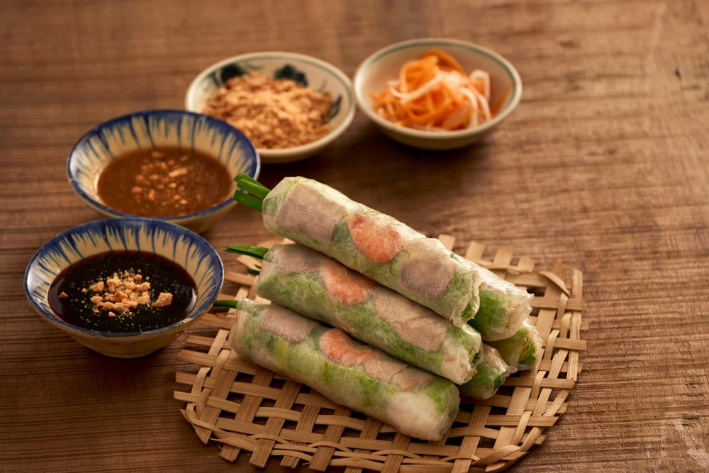 Gợi Ý Lịch Trình Du Lịch Hà Nội 1 Ngày nên Đi Đâu, Ăn Gì? 20 Ăn trưa tại nhà hàng Mẹt - Hà Nội với các món ngon xuất sắc